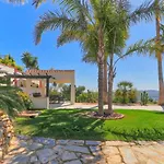 Amazing With Panoramic Views Willa *